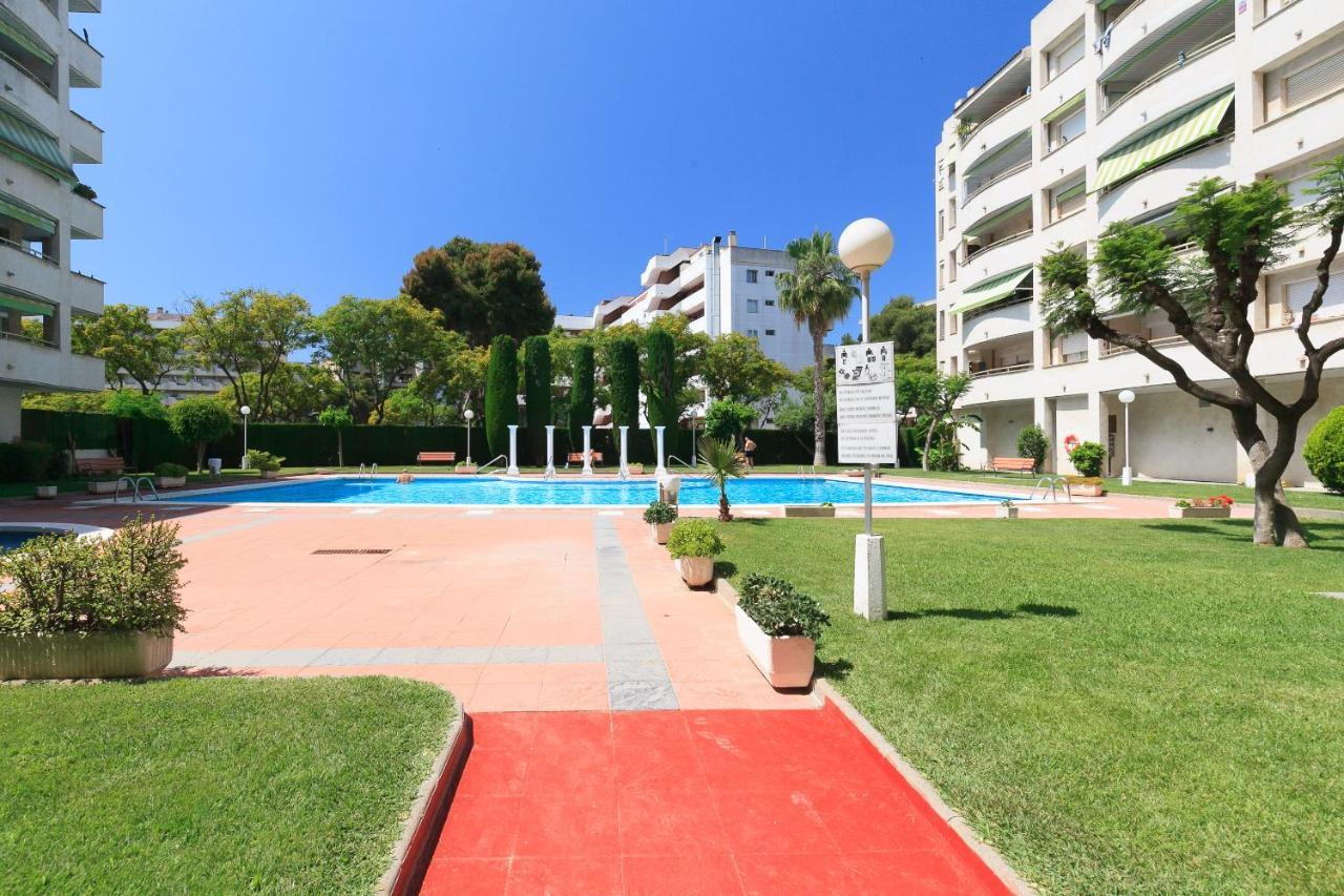 Uhc Marathon Apartments Σαλού Εξωτερικό φωτογραφία